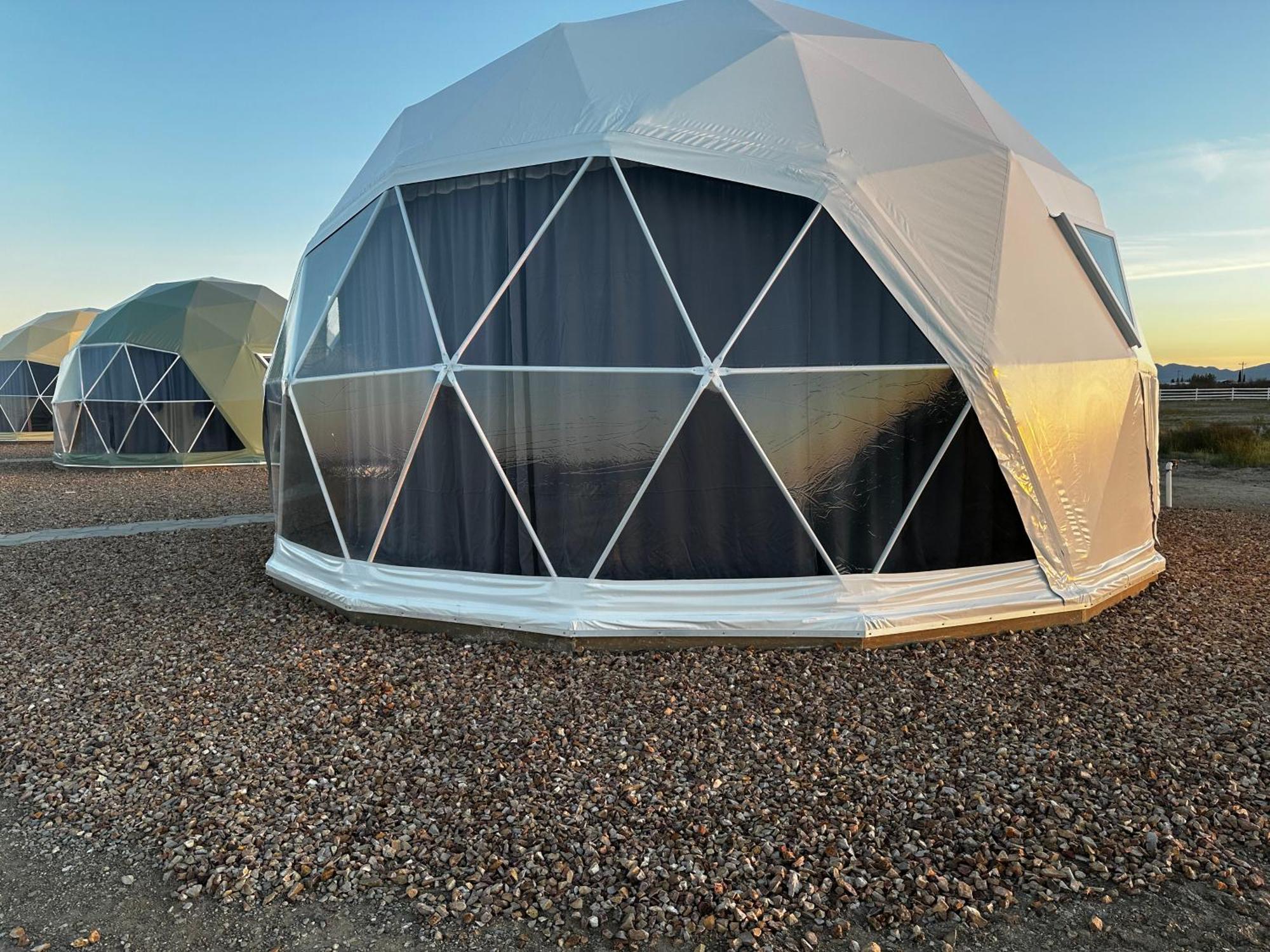 Вилла Nude Glamping Dome Уиллкокс Экстерьер фото